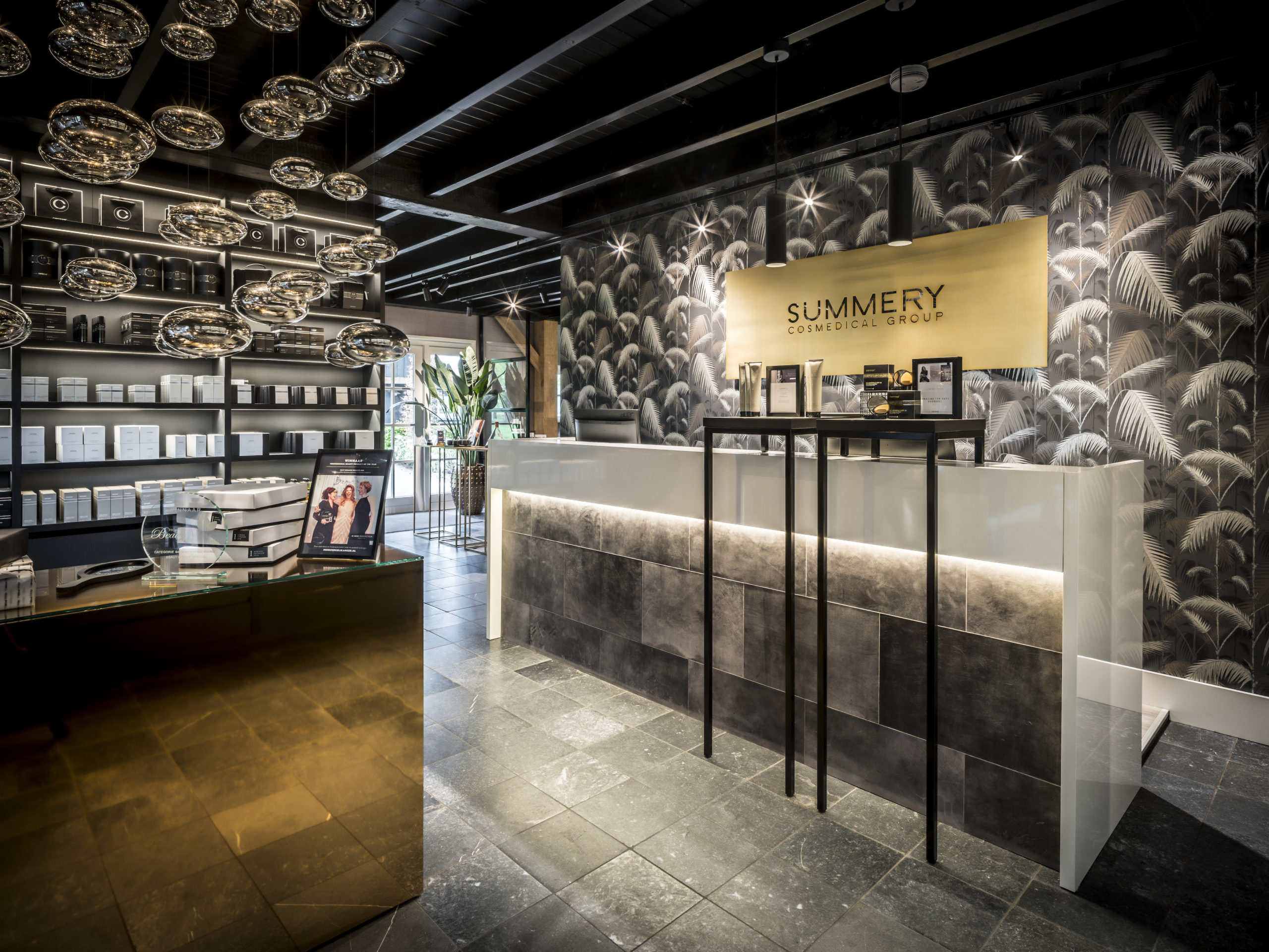 SUMMERY COSMEDICAL GROUP Studio La Plume